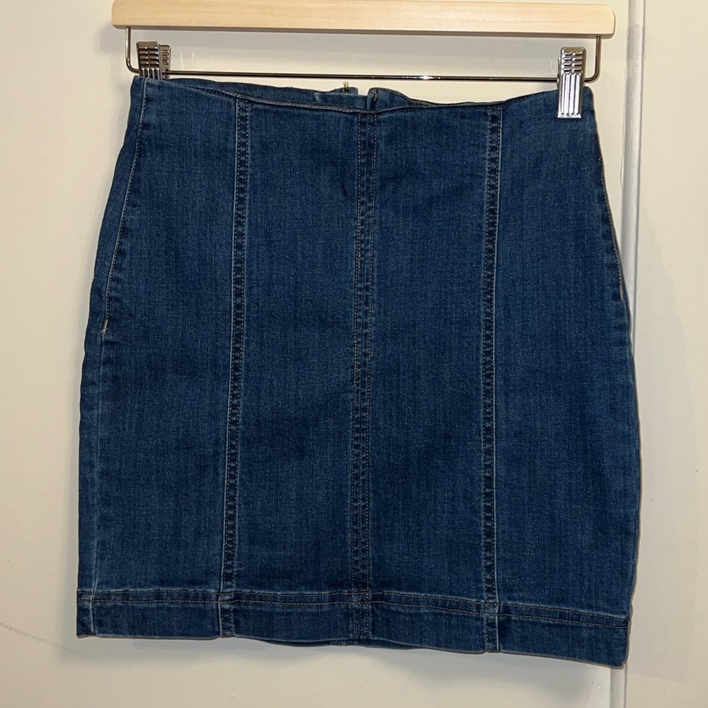 Black label jean skirt